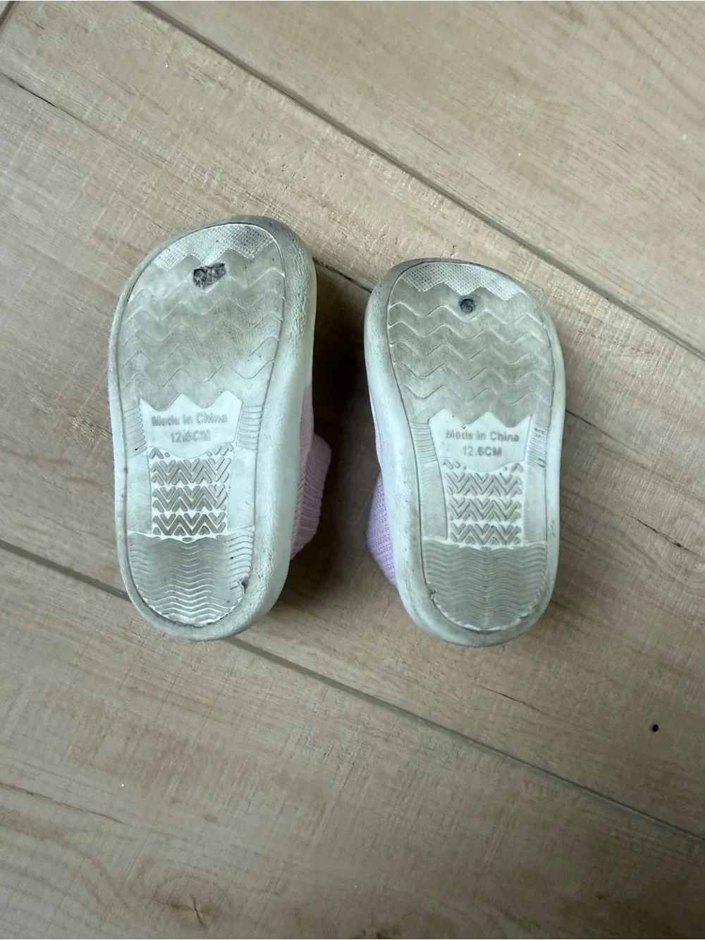 Toddler Slip-On Knit Sneakers in Pink and White